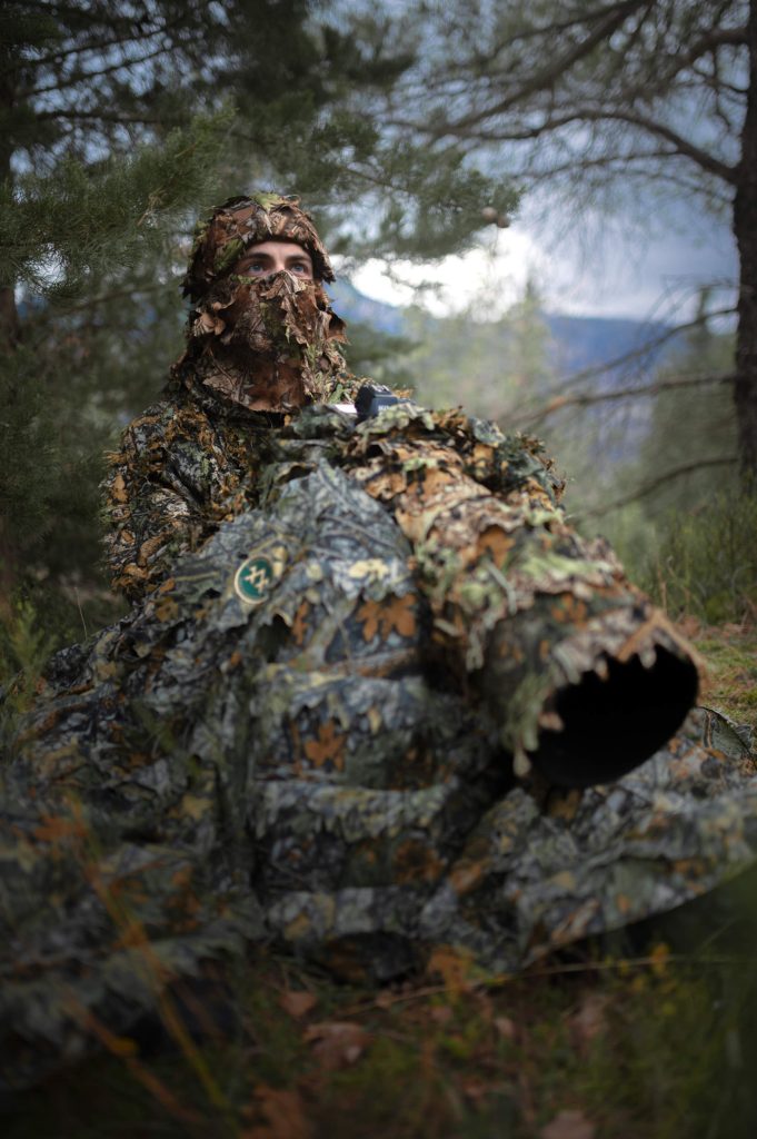 sessione-fotografica-Bramito-del-Daino-Monte-Catria-tecnica-di-camouflafe